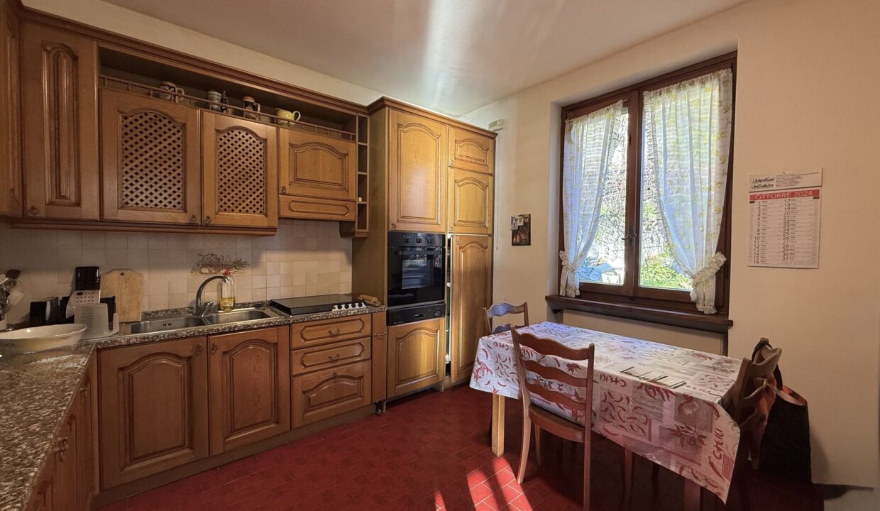 Villa Menaggio con Accesso Diretto al Lago - Piano Terra