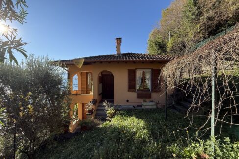 Villa Menaggio con Accesso Diretto al Lago - Piano Terra