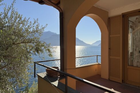 Villa Menaggio con Accesso Diretto al Lago - Piano Terra