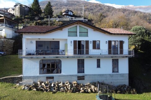 Villa Pianello del Lario con Terreno e Vista Lago