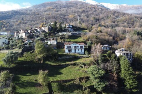 Villa Pianello del Lario con Terreno e Vista Lago