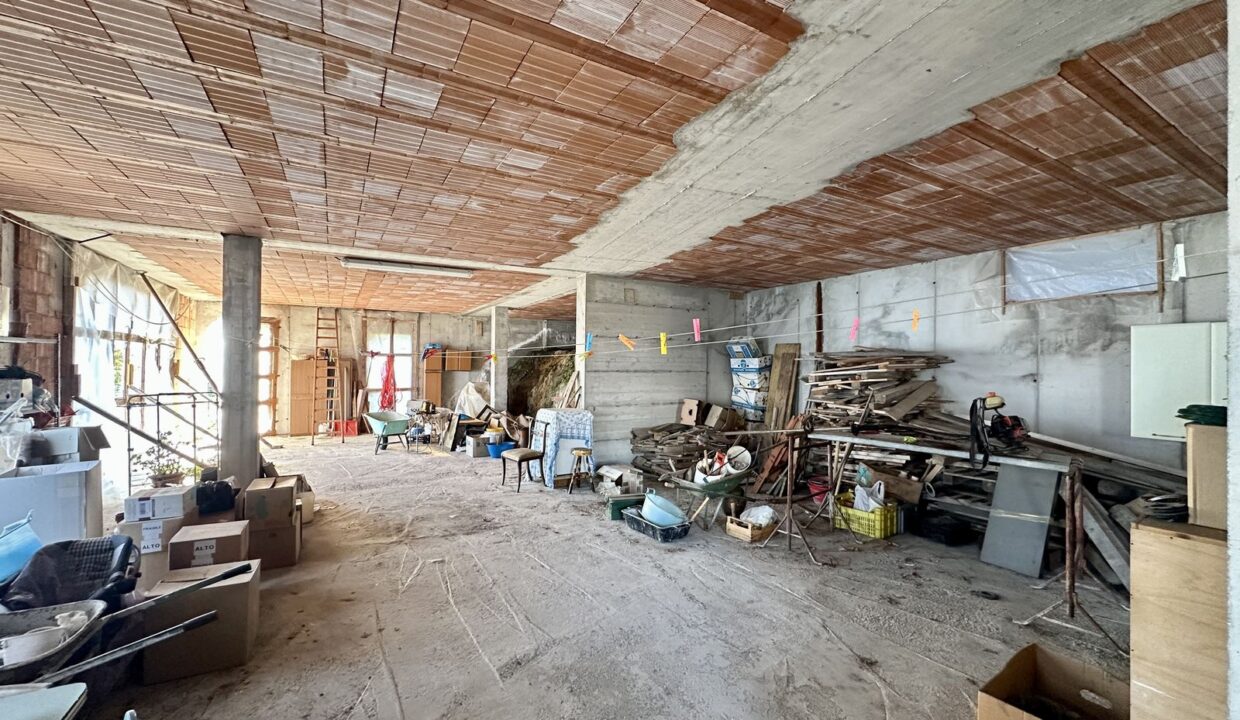 Villa Pianello del Lario con Terreno e Vista Lago