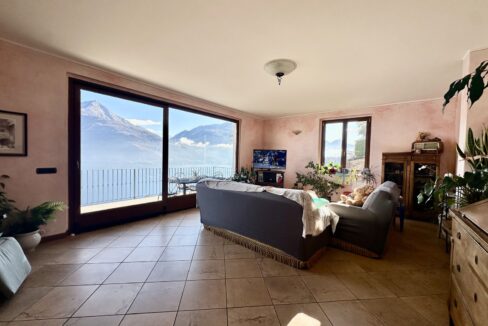 Villa Pianello del Lario con Terreno e Vista Lago