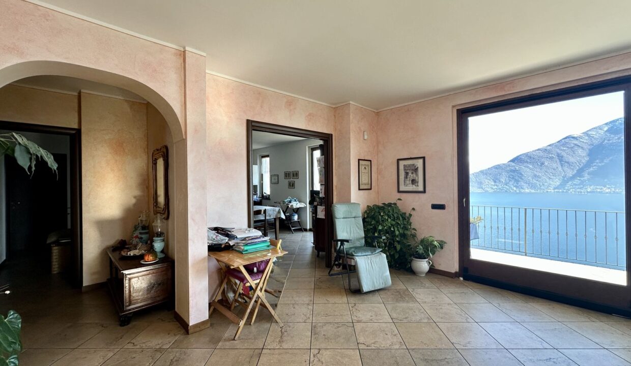Villa Pianello del Lario con Terreno e Vista Lago