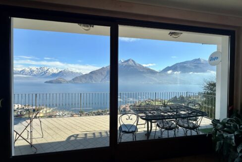 Villa Pianello del Lario con Terreno e Vista Lago