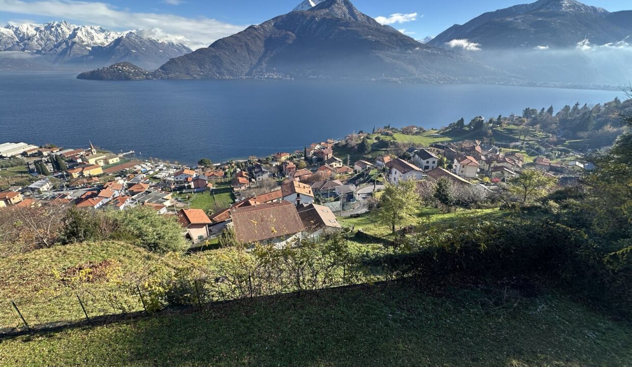 Villa Pianello del Lario con Terreno e Vista Lago