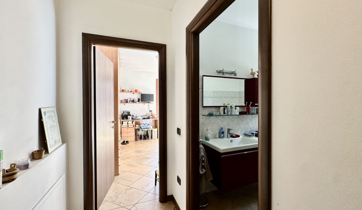 Villa Pianello del Lario con Terreno e Vista Lago