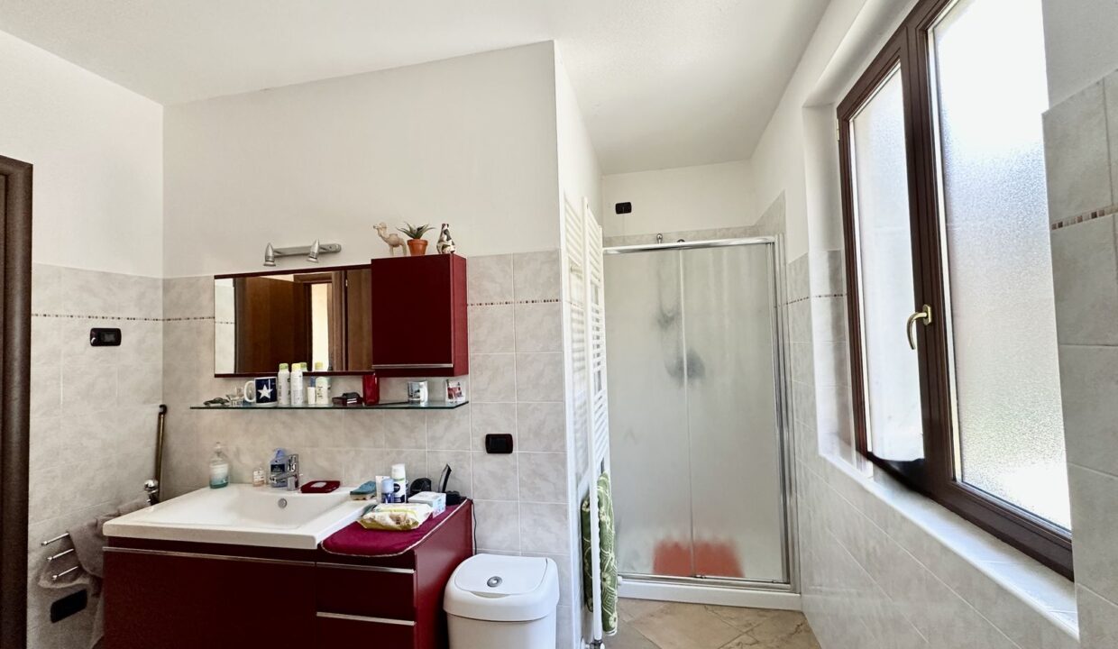 Villa Pianello del Lario con Terreno e Vista Lago