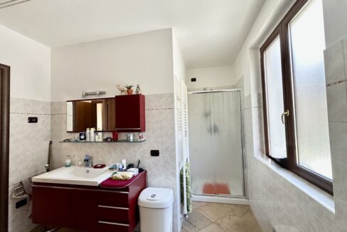 Villa Pianello del Lario con Terreno e Vista Lago