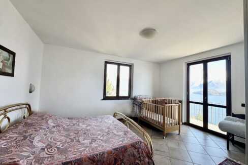 Villa Pianello del Lario con Terreno e Vista Lago