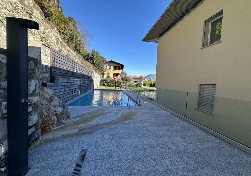 Attico Vista Lago con Piscina in Vendita a Menaggio | Lago di Como