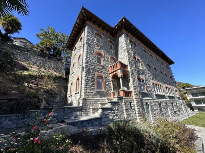 Attico Vista Lago con Piscina in Vendita a Menaggio | Lago di Como