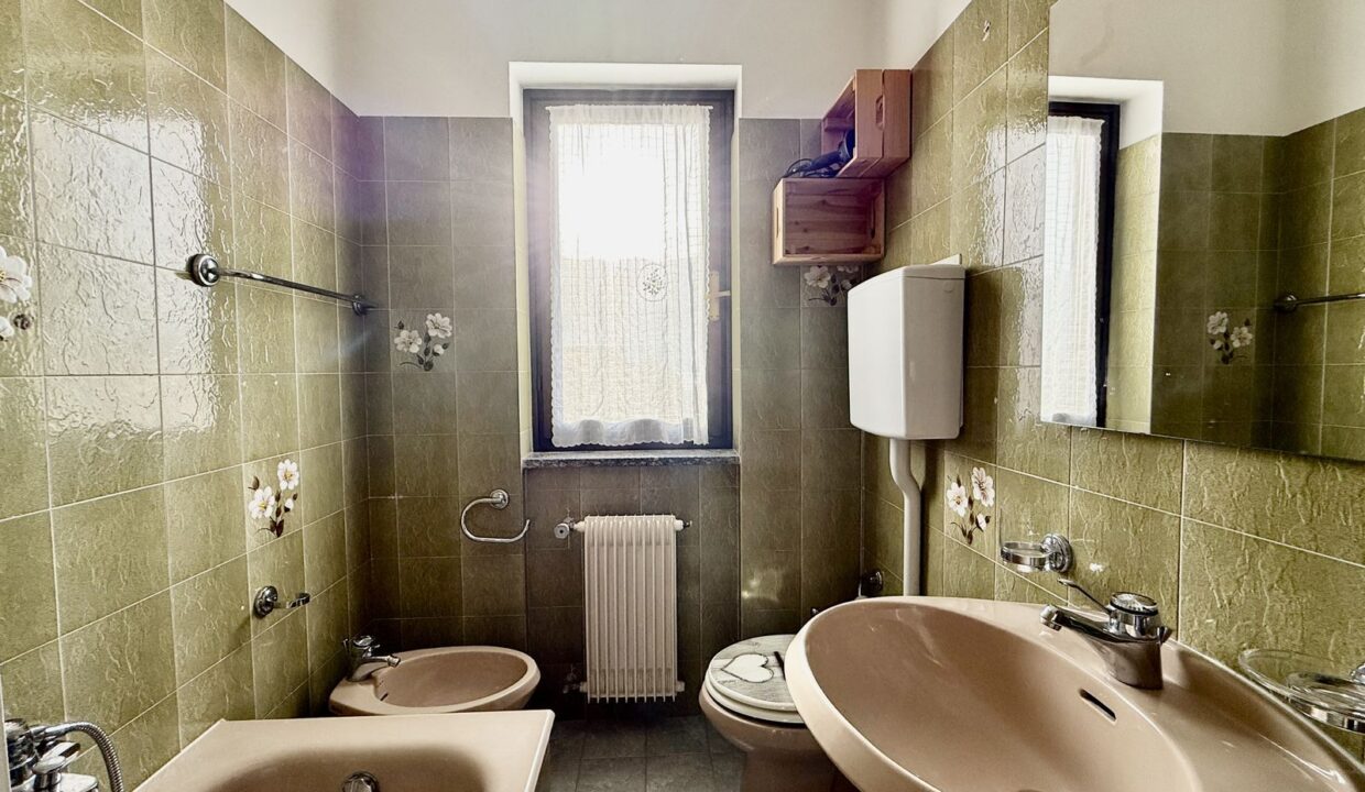 Appartamento Domaso con Terrazzi Garage e Vista Lago