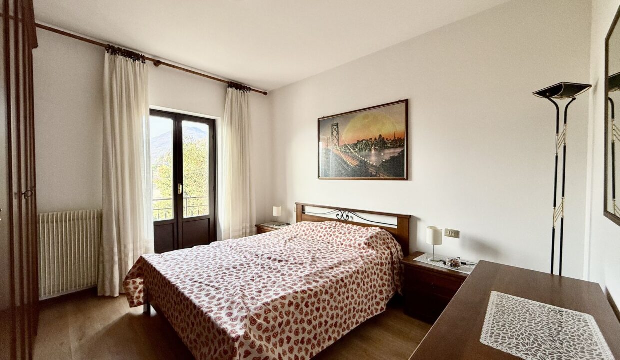 Appartamento Domaso con Terrazzi Garage e Vista Lago