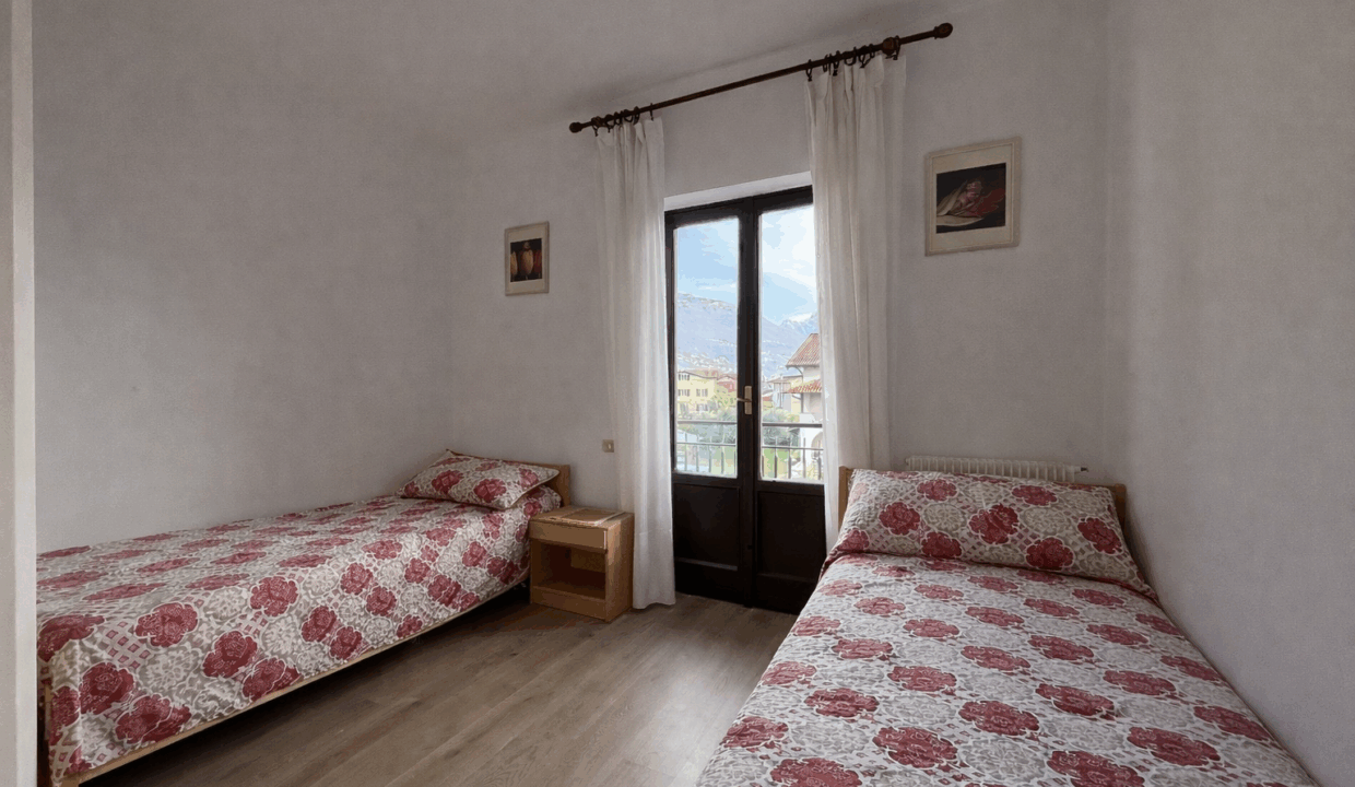 Appartamento Domaso con Terrazzi Garage e Vista Lago