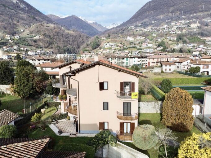 Appartamento Domaso con Terrazzi Garage e Vista Lago