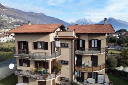 Appartamento Domaso con Terrazzi Garage e Vista Lago