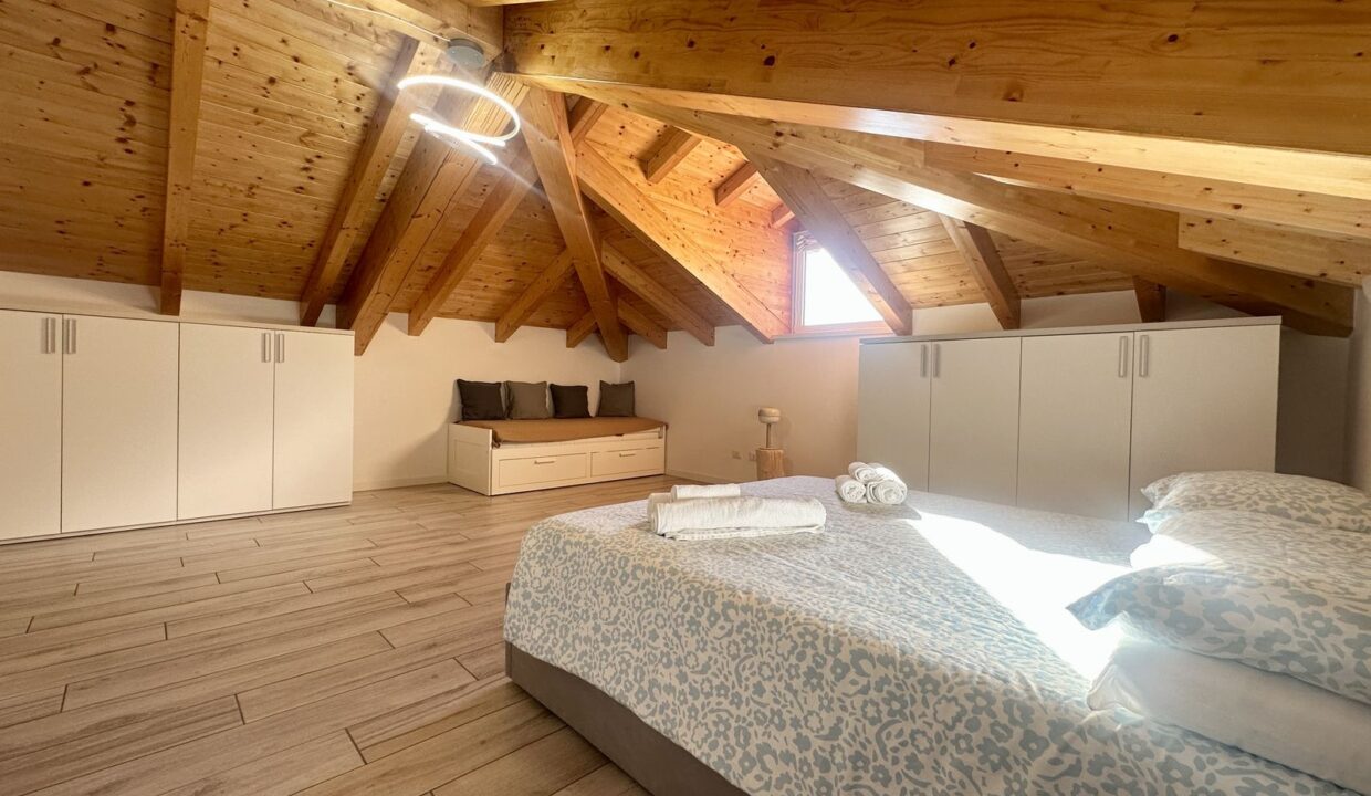Attico Vista Lago con Piscina in Vendita a Menaggio | Lago di Como