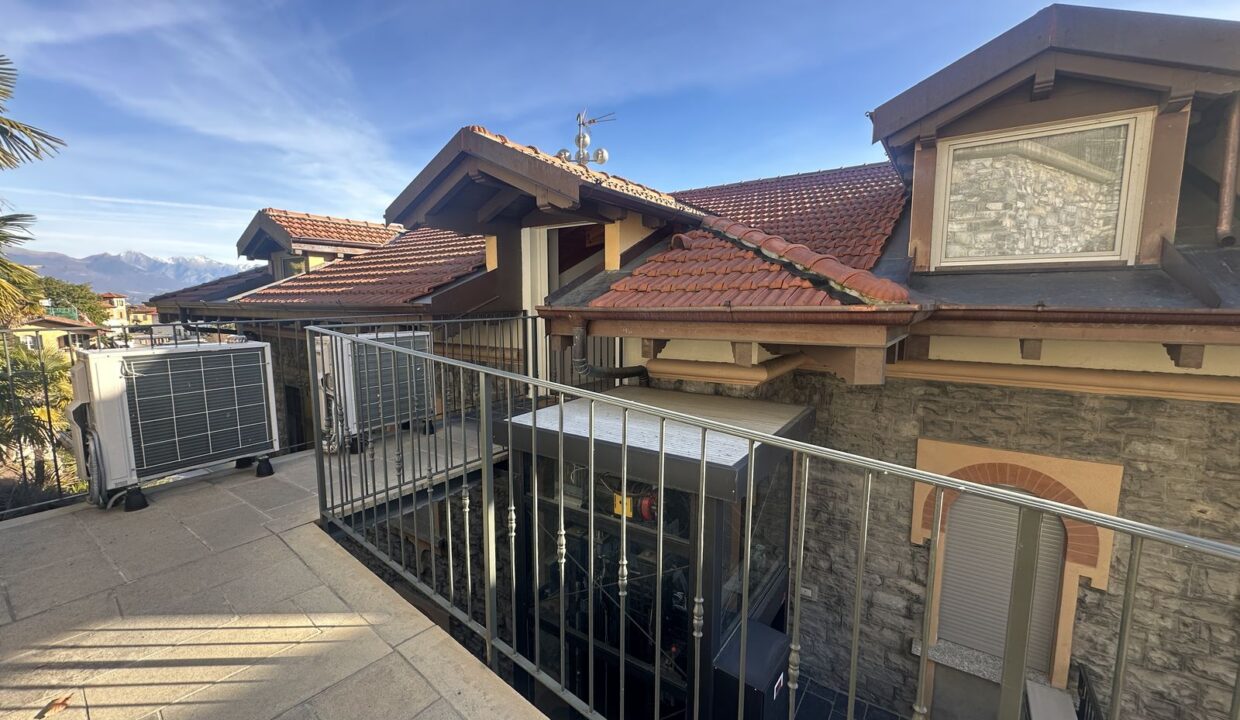 Attico Vista Lago con Piscina in Vendita a Menaggio | Lago di Como