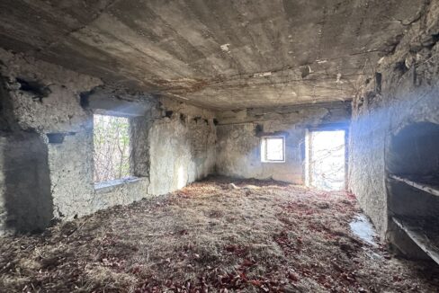 Rustici Indipendenti Gravedona ed Uniti con Terreno