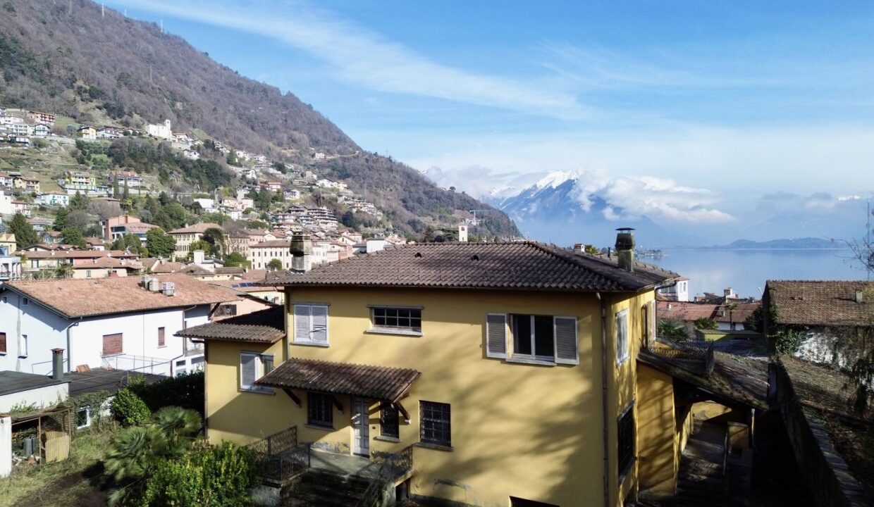 Villa in vendita con Terreno Edificabile Gravedona ed Uniti