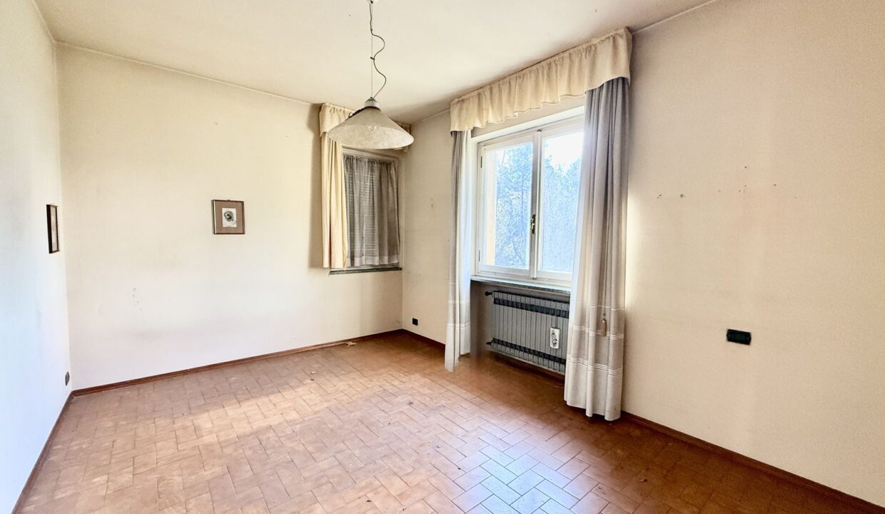 Villa in vendita con Terreno Edificabile Gravedona ed Uniti