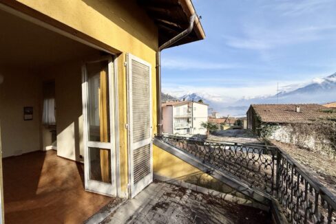 Villa in vendita con Terreno Edificabile Gravedona ed Uniti