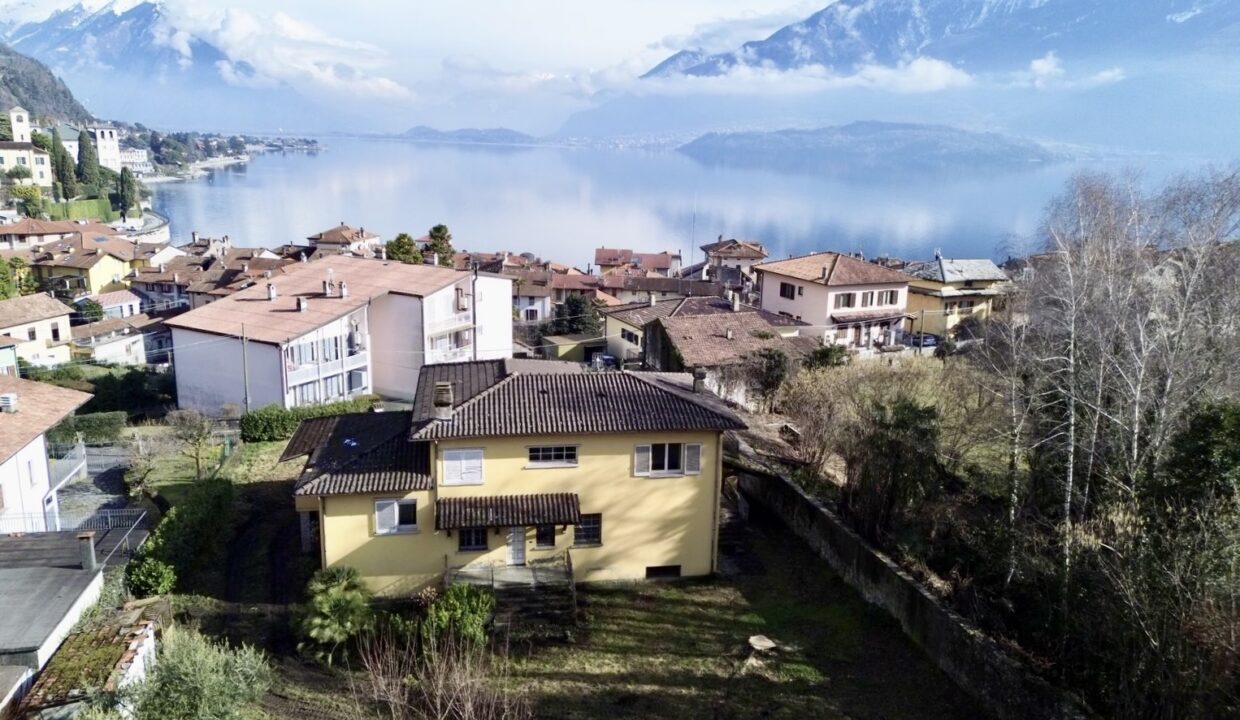 Villa in vendita con Terreno Edificabile Gravedona ed Uniti