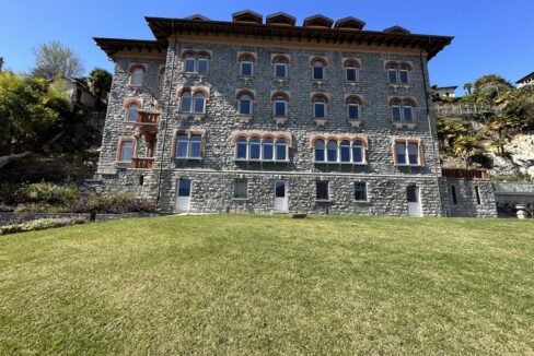 Menaggio Appartamento in Villa storica con Piscina