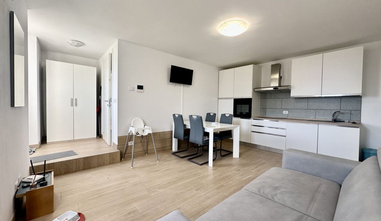Menaggio Appartamento in Villa storica con Piscina