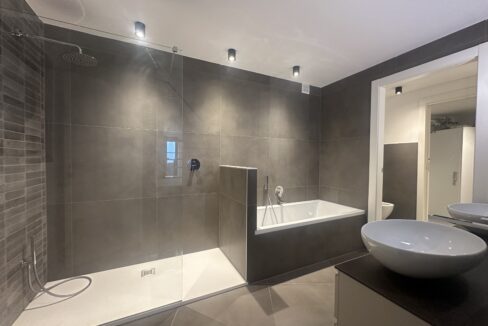 Carate Urio Appartamento con Vista Lago 14