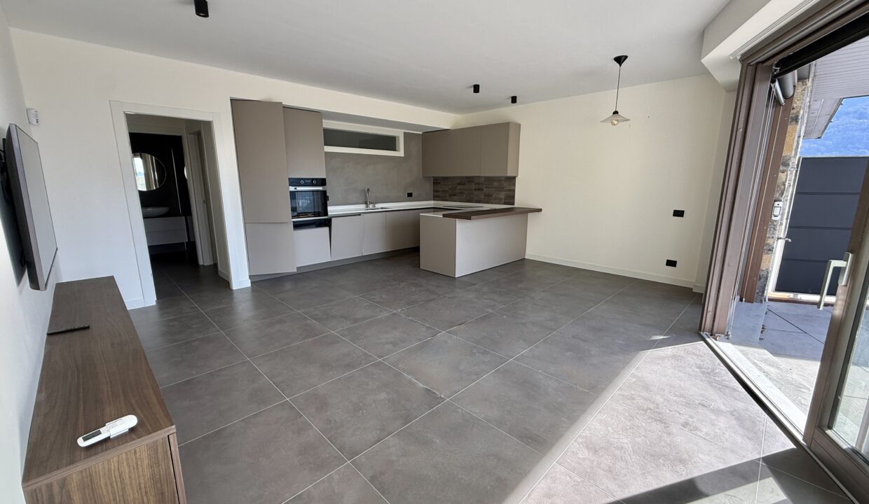 Carate Urio Appartamento con Vista Lago 23