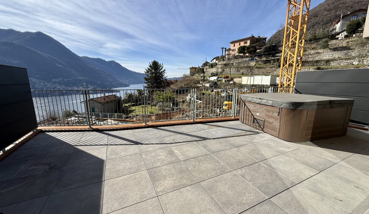 Carate Urio Appartamento con Vista Lago 40
