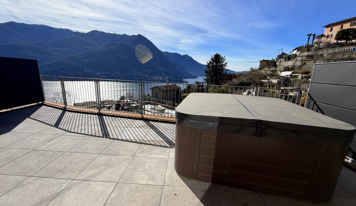 Carate Urio Appartamento con Vista Lago 41