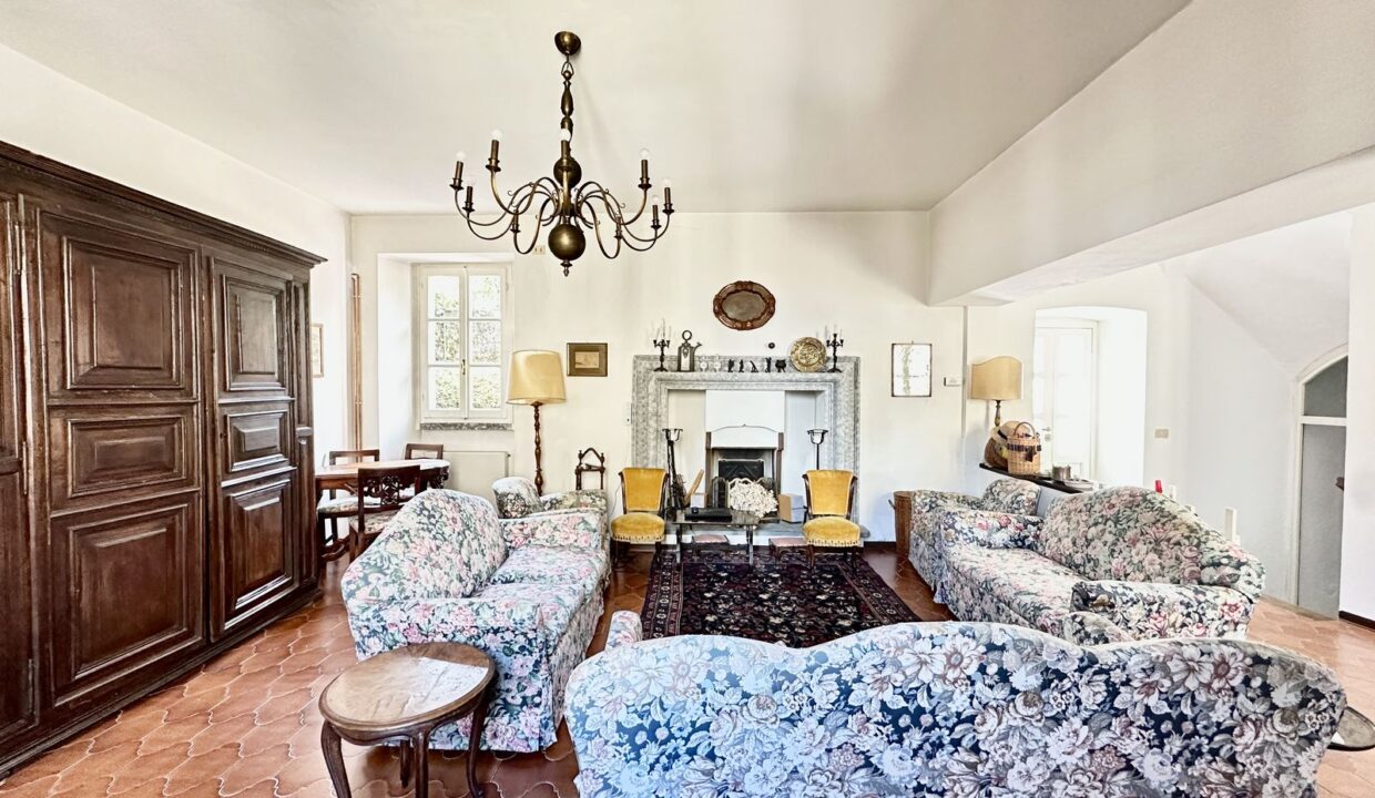 Casa Gravedona ed Uniti con Giardino e Vista Lago