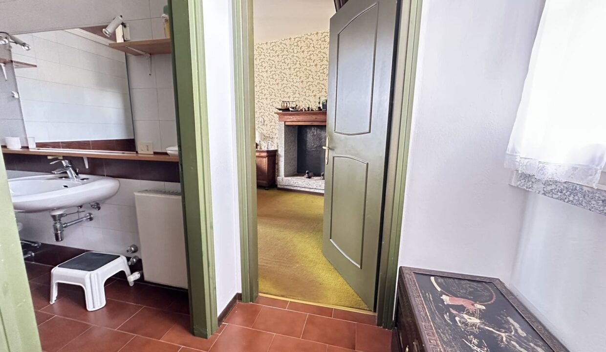 Casa Gravedona ed Uniti con Giardino e Vista Lago