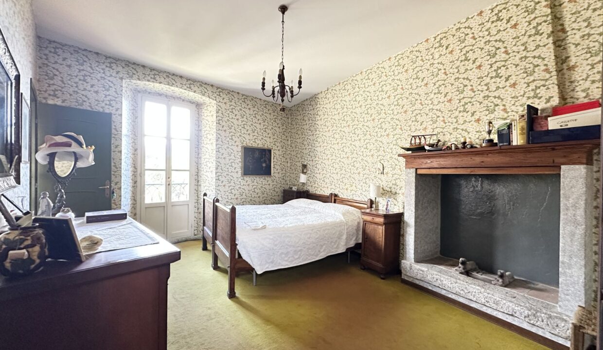 Casa Gravedona ed Uniti con Giardino e Vista Lago
