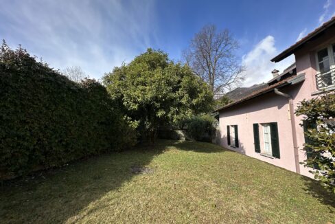 Casa Gravedona ed Uniti con Giardino e Vista Lago
