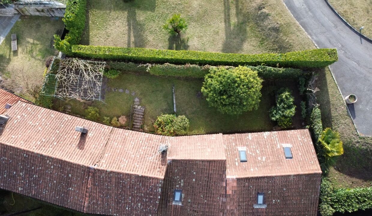 Casa Gravedona ed Uniti con Giardino e Vista Lago