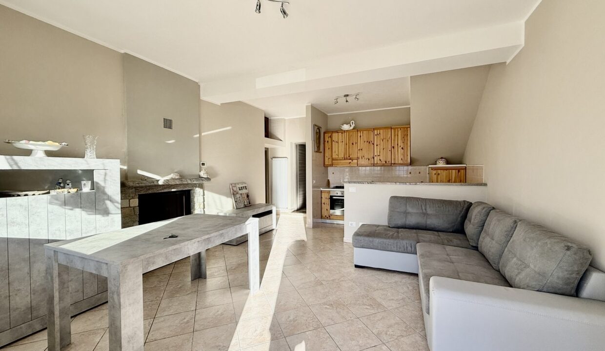 Casa Vista Lago con Giardino Gera Lario Collinare