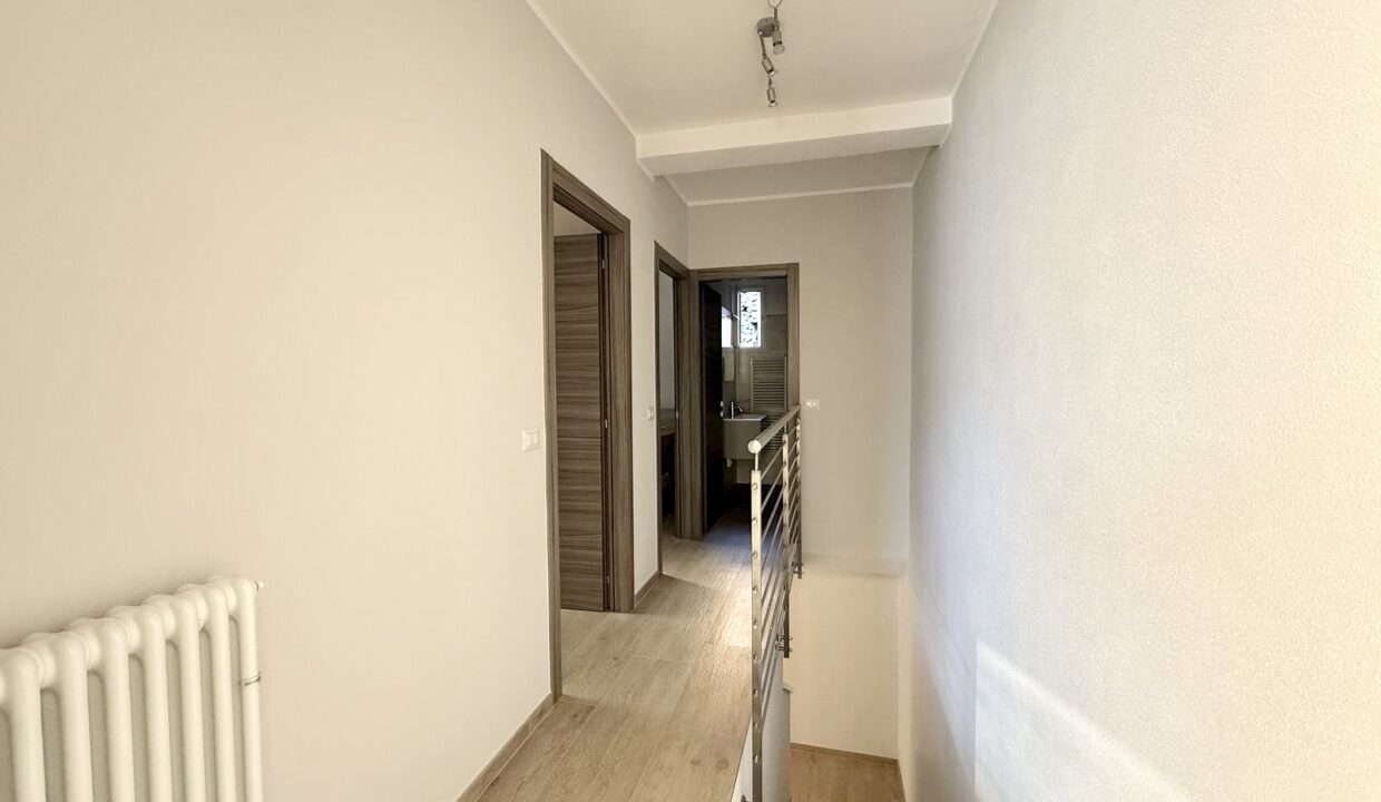 Casa Vista Lago con Giardino Gera Lario Collinare