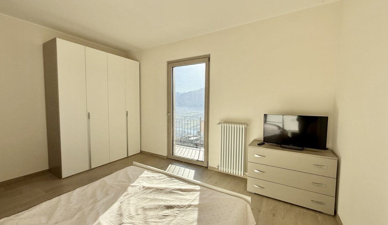 Casa Vista Lago con Giardino Gera Lario Collinare
