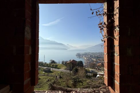 Gravedona ed Uniti Terreno Edificabile Vista Lago Como
