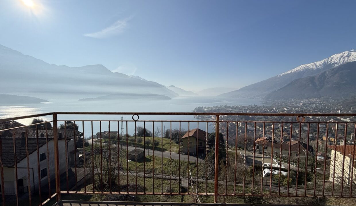 Gravedona ed Uniti Terreno Edificabile Vista Lago Como