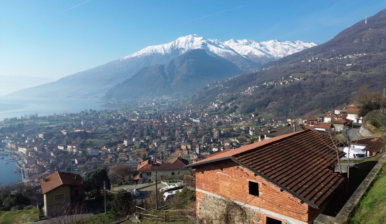 Gravedona ed Uniti Terreno Edificabile Vista Lago Como