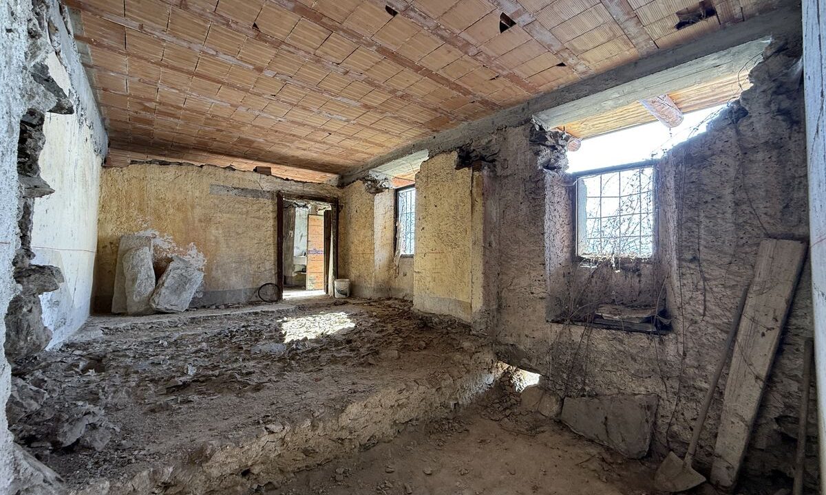 Gravedona ed Uniti Terreno Edificabile Vista Lago Como