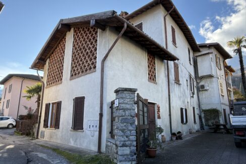 Griante rustico da ristrutturare
