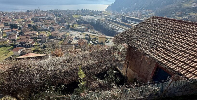 Rustico da Ristrutturare Dongo Vista Lago Como