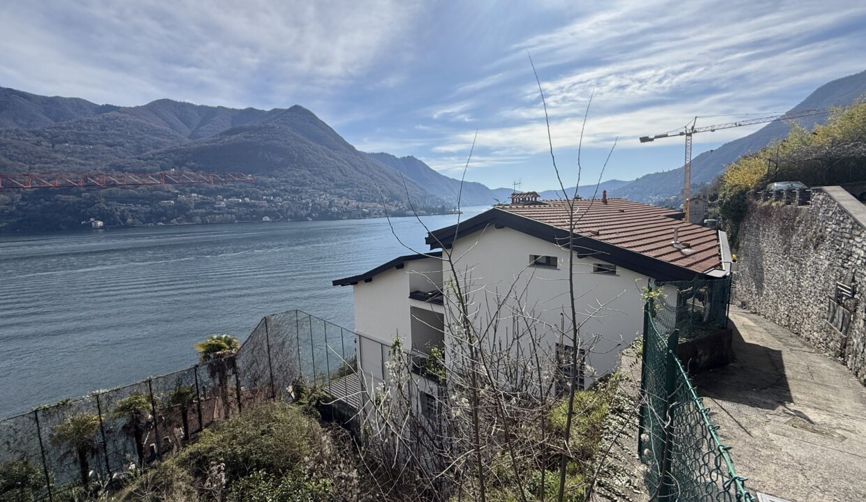 Carate Urio Appartamento con Vista Lago