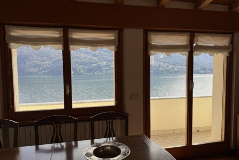 Carate Urio Appartamento con Vista Lago39